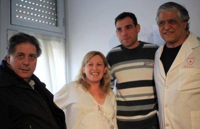 Collia visit� a la mam� de las cuatrillizas