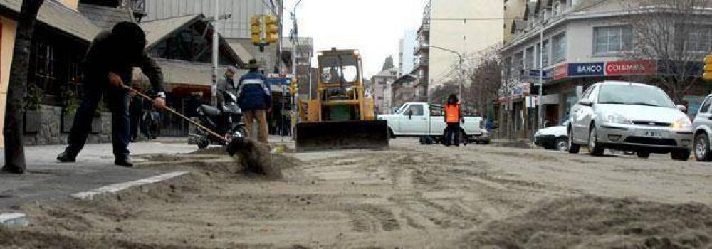 La Patagonia sigue en situaci�n cr�tica y la nube de cenizas ya lleg� a la ciudad de Buenos Aires