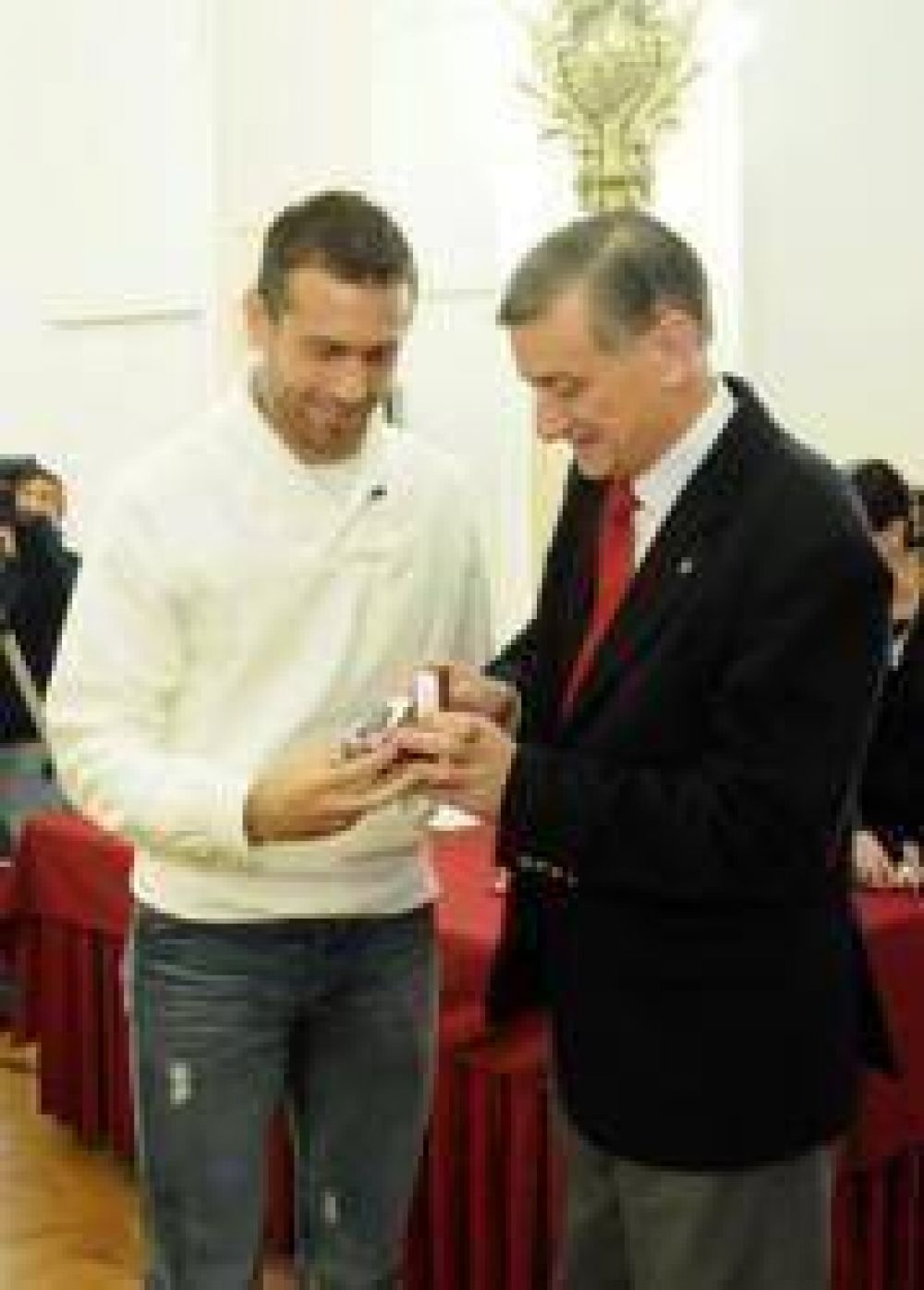 Una alegr�a deportiva para Binner