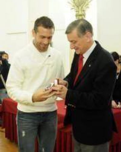 Una alegr�a deportiva para Binner