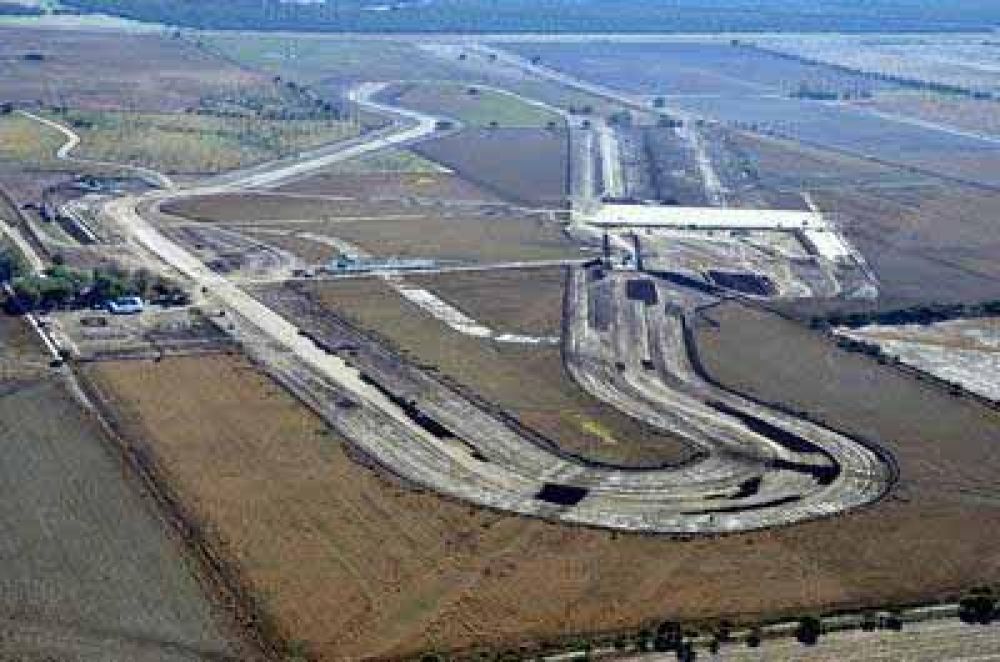 Jorge recorri� obra del aut�dromo: �queremos que sea el mejor del pa�s�