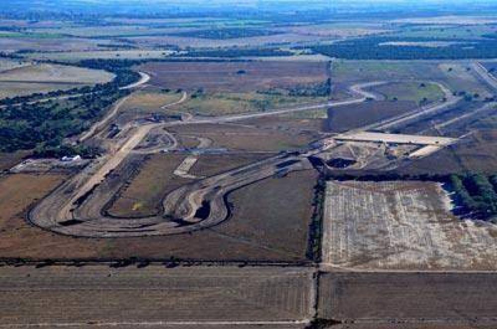 Jorge recorri� la obra del aut�dromo