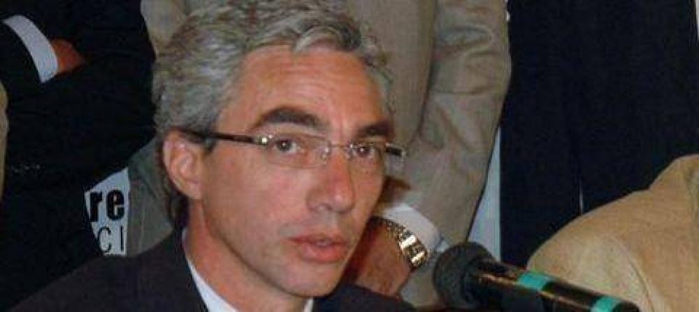 Sin �reglas claras�, Meoni advierte que se presentar� como vecinalista