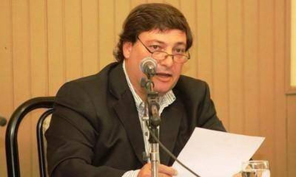 Contragolpe de Parisi: dijo que las elecciones ser�n el 23 de octubre