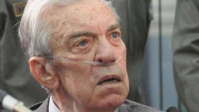 El ex gobernador Antonio Bussi fue internado por tercera vez en el a�o 
