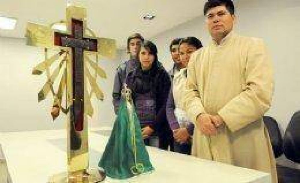 Exponen en Tucum�n la representaci�n de Cristo m�s antigua del pa�s