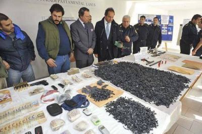 Fue un �hist�rico golpe al narcotr�fico� dijo el gobernador