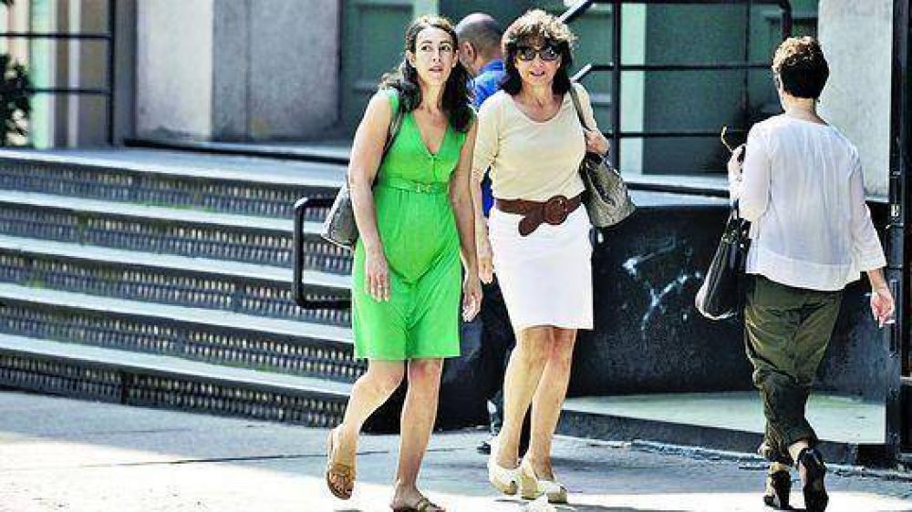 Piden que hablen las mujeres que pudieron ser v�ctimas de Strauss-Kahn