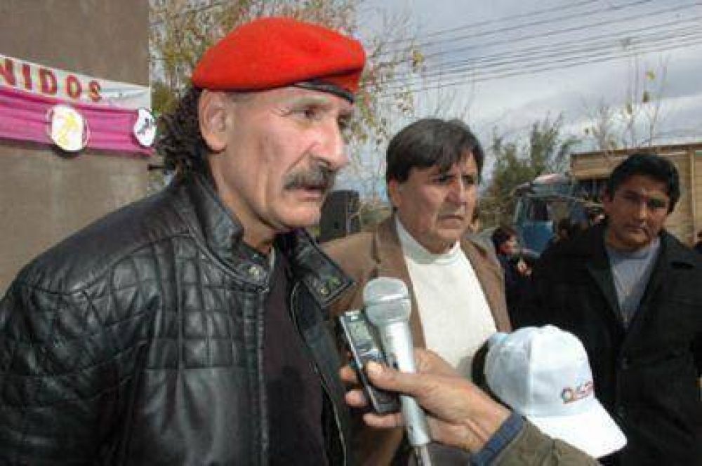 Y EL �CHE� SIGUE GESTIONANDO OBRAS