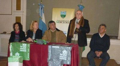 Lanzaron el programa �Tu manzana recicla� 