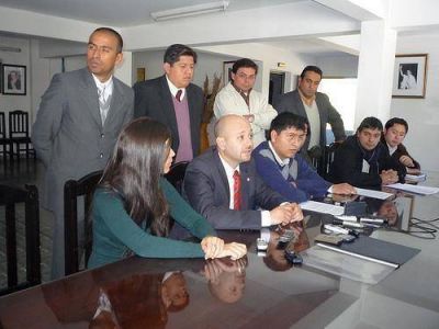 J�venes justicialistas  ratificaron apoyo al modelo  K y a Eduardo Fellner