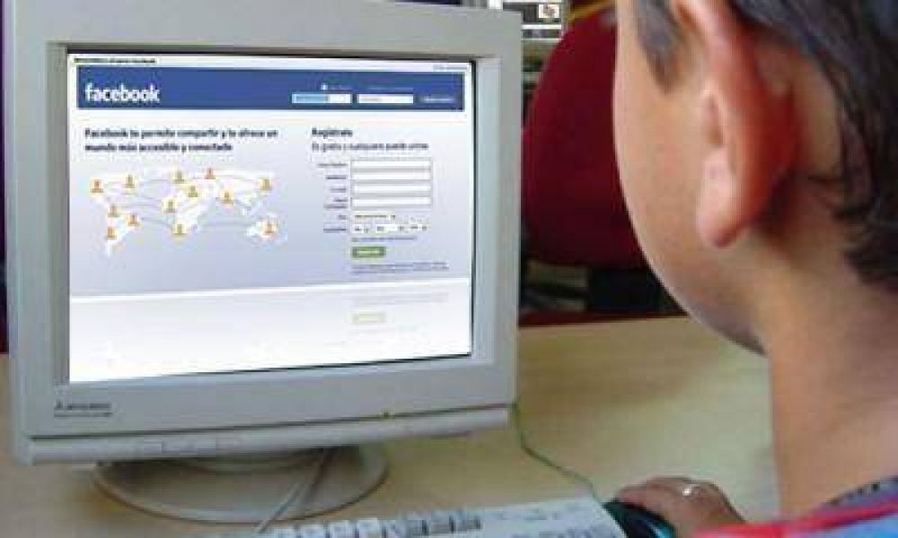 A trav�s de Facebook, los municipios mejoran la comunicaci�n con los vecinos