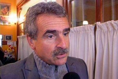 Para Rossi, la actitud del gobierno provincial fue �una chiquilinada"