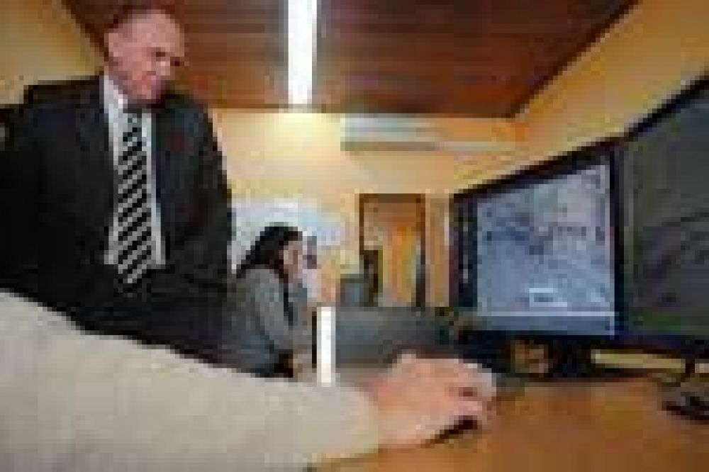 Carignani anunci� la instalaci�n de nuevas c�maras de seguridad