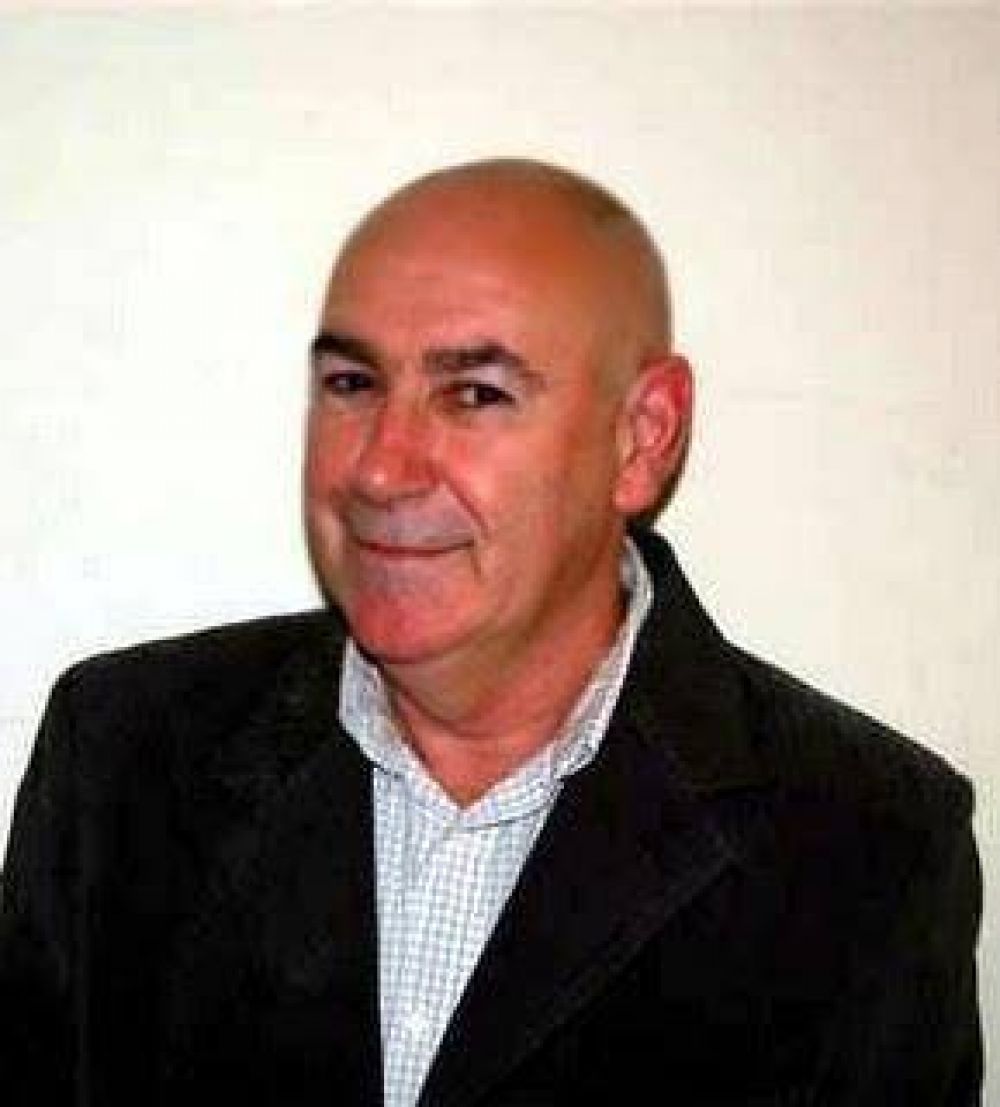 Ruben Israel P�es:"Nosotros queremos seguir siendo la tercera opci�n"