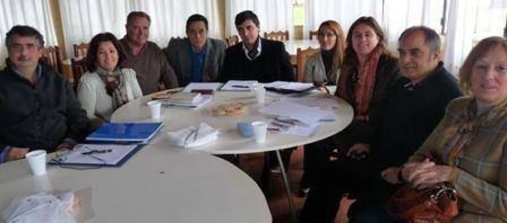 Reuni�n de Jueces de Faltas de la Provincia en Saladilo