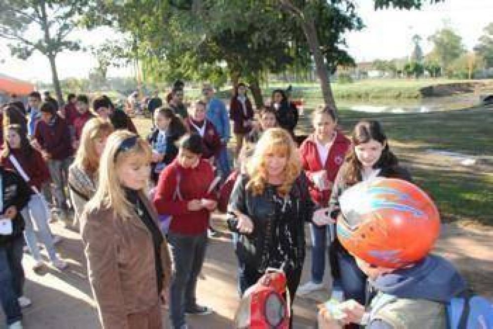 A�da Ayala apost� por los j�venes para que sean protagonistas responsables en el tr�nsito de la ciudad