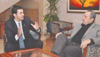 URTUBEY Y OBEID INTERCAMBIARON EXPERIENCIAS EN POL�TICAS P�BLICAS