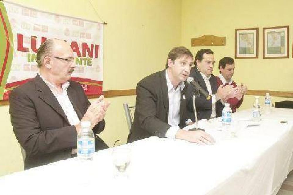 Lujan:El acuerdo de cuatro patas dur� menos de un mes