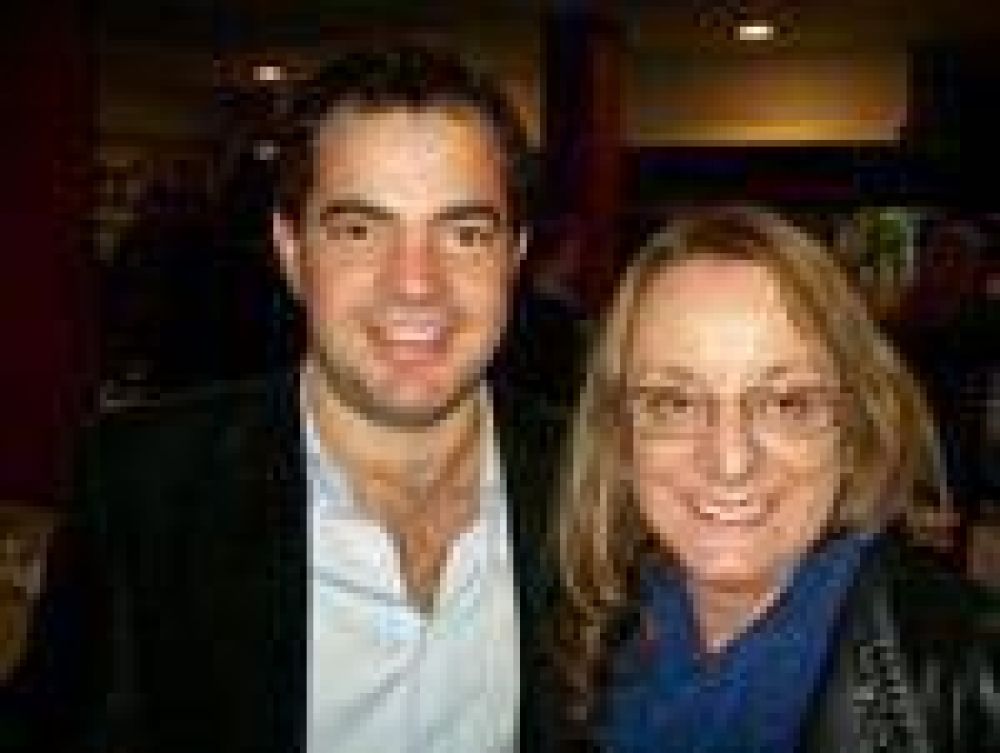 Lisandro Bonelli, junto a Alicia Kirchner