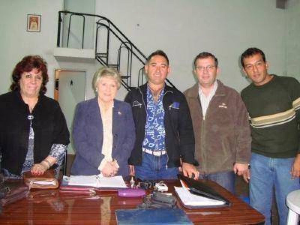 Hilgert se reuni� con vecinos