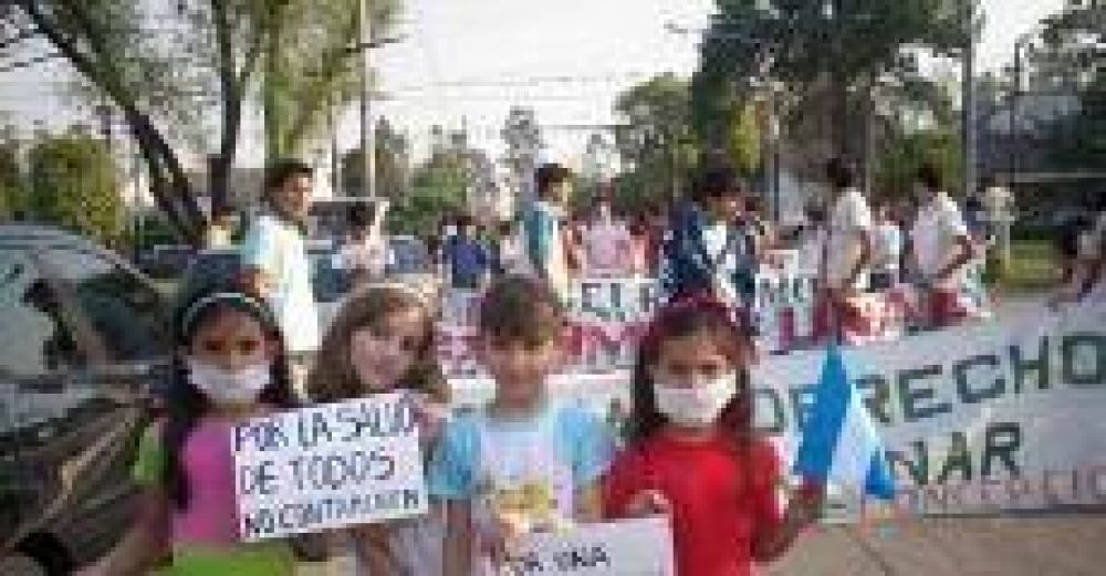 En el sur se movilizaron por la naturaleza y en contra de las explotaciones mineras