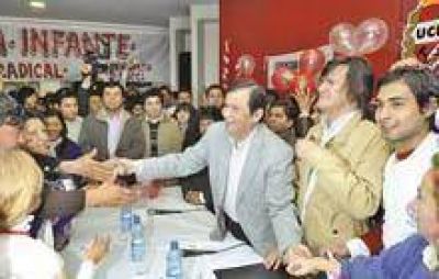 Gerardo Zamora dijo que las elecciones de octubre ser�n un plebiscito para su gesti�n