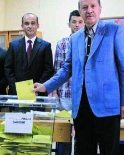 Erdogan es reelecto por tercera vez