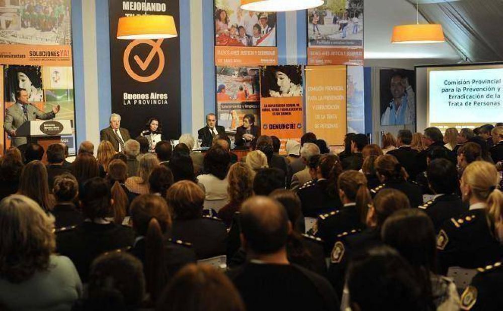La Provincia present� una comisi�n para erradicar la trata de personas