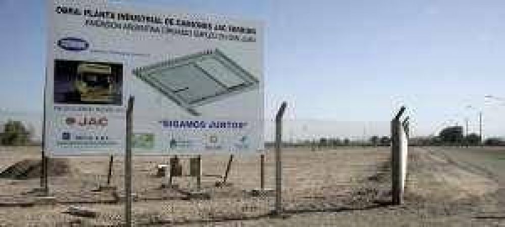JAC Motors da se�ales y en el Gobierno lo celebran
