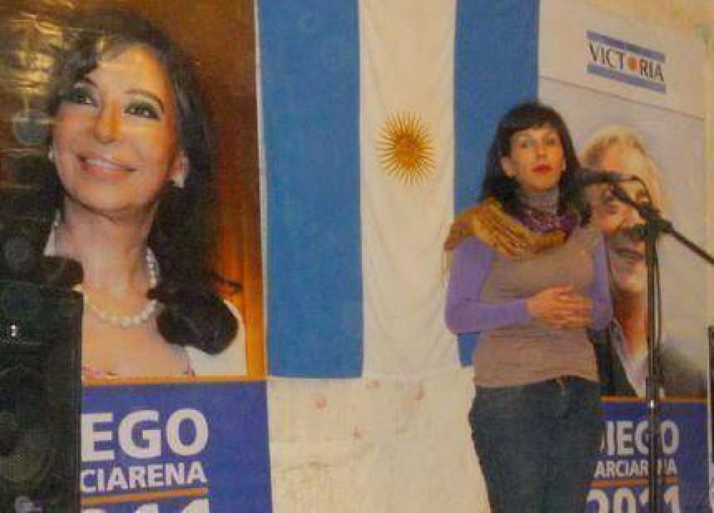 Garciarena inaugur� local del Frente para la Victoria en el Barrio San Mart�n
