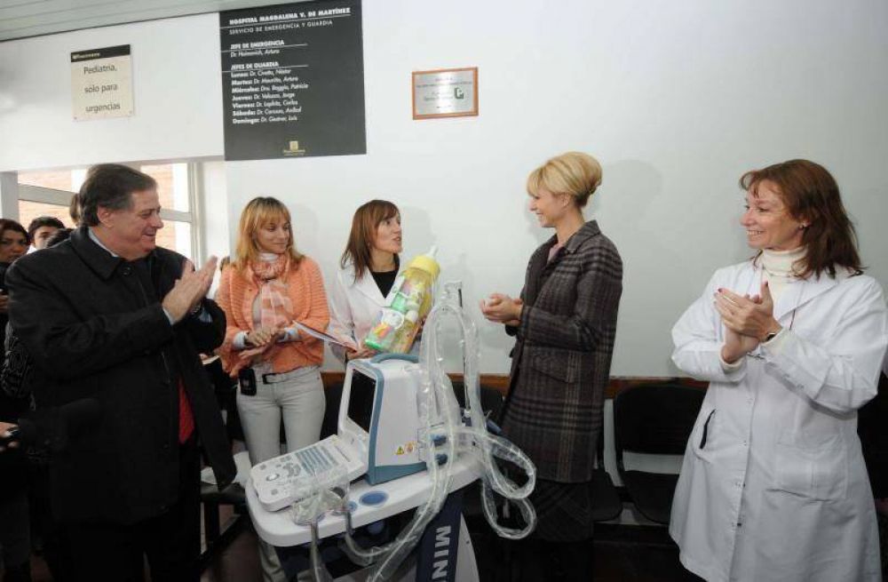 MINISTERIO DE SALUD - COLLIA Y RABOLINI INAUGURARON OBRAS Y ENTREGARON EQUIPAMIENTO EN EL HOSPITAL �MAGDALENA V. DE MART�NEZ�