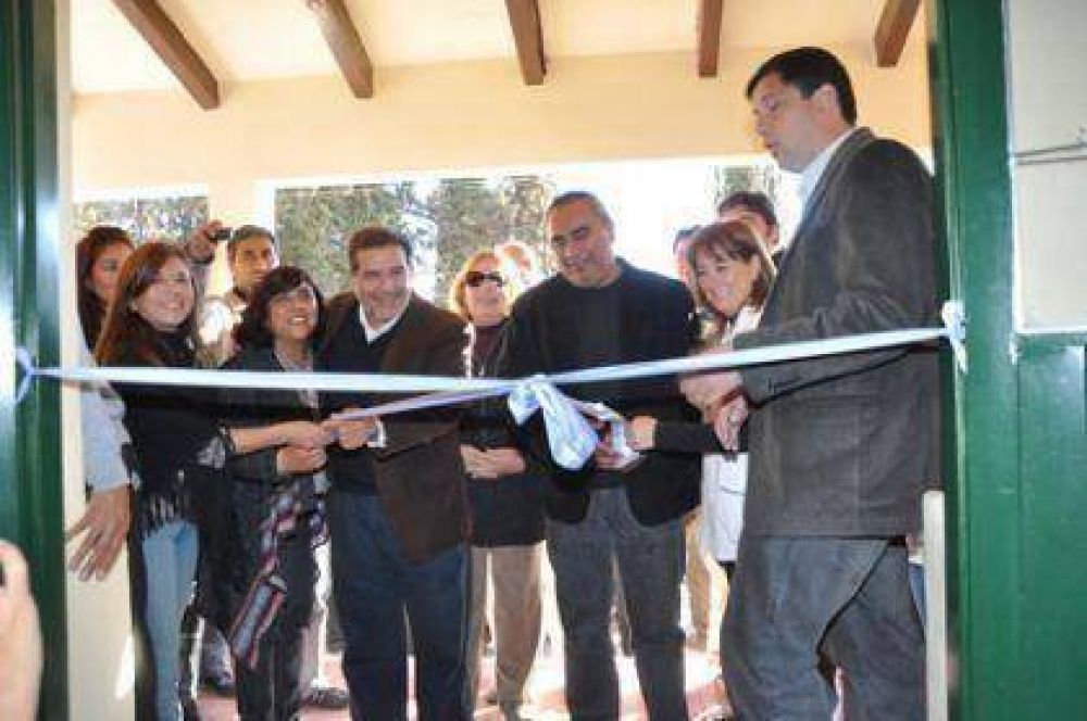 �C�MO LE GUSTA INAUGURAR!