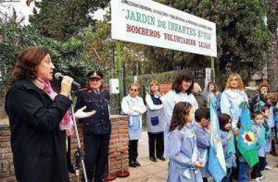 El jard�n de infantes 916 ya lleva el nombre de Bomberos Voluntarios de Luj�n 