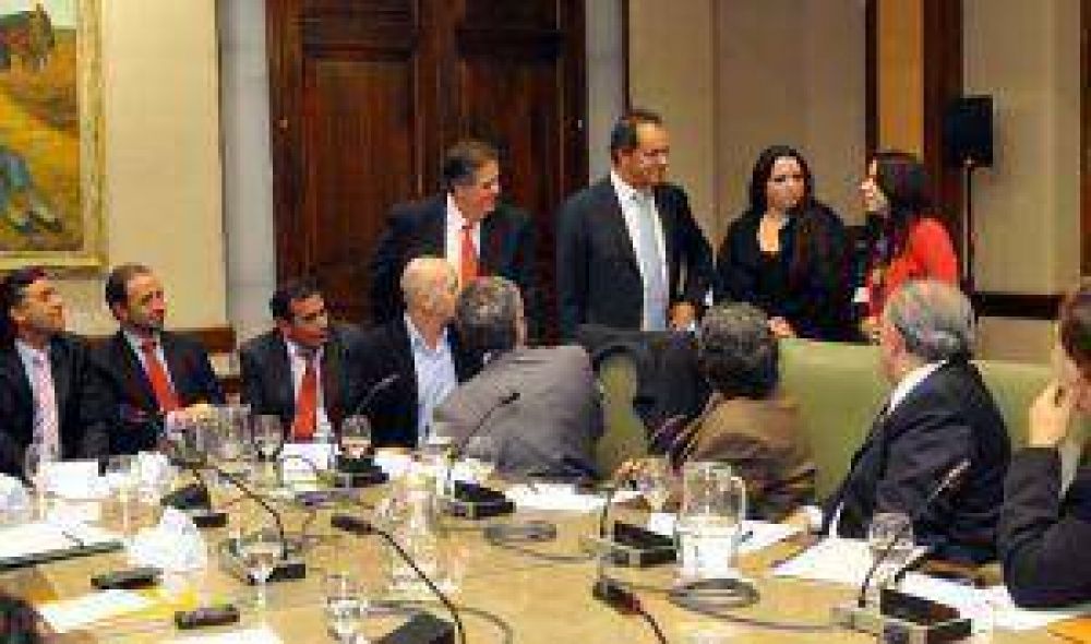 Gabinete con eje en salud y visitas especiales 