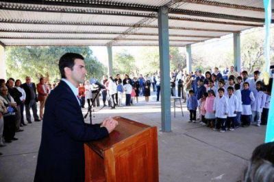 Familias del paraje San Antonio de La Candelaria cuentan con el servicio de energ�a el�ctrica