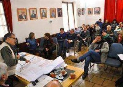 La puja por el edificio de Sarmiento y Rep�blica del L�bano lleg� hasta el Concejo
