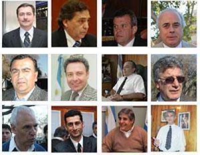 Gioja anunci� los candidatos del FpV