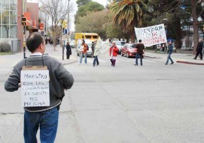 Curtino recibir� a los Profesionales de Salud 