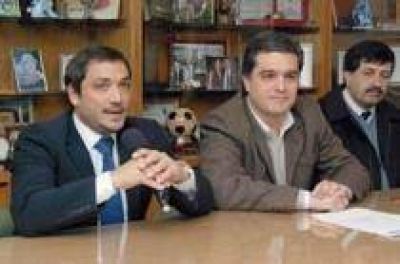 Abrieron los sobres de la licitaci�n para la red cloacal del barrio Bustillo