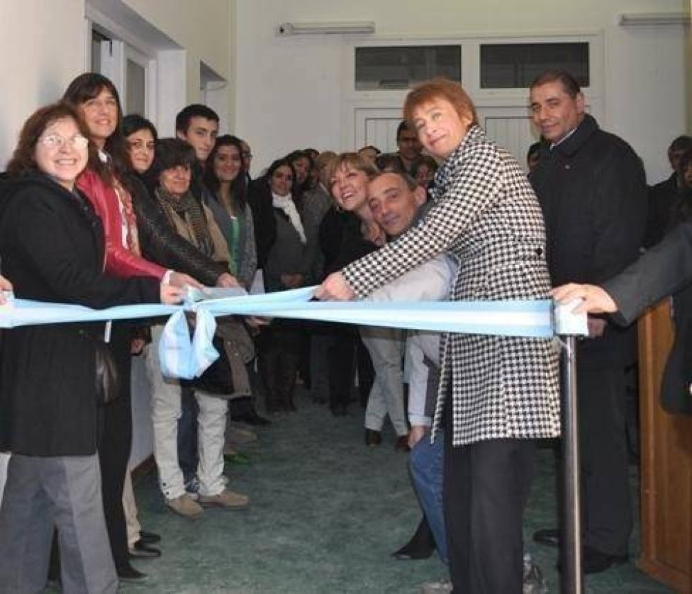 R�os inaugur� las nuevas instalaciones de la Direcci�n de Discapacidad