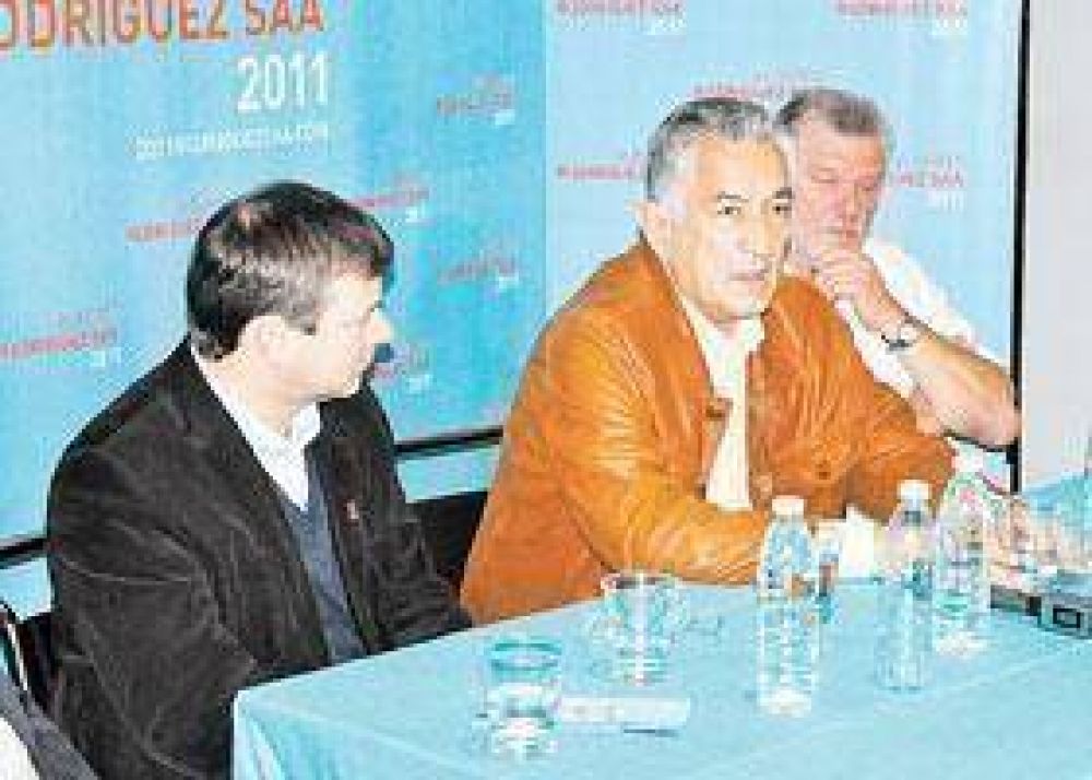 Rodr�guez Sa� propone m�s trabajo y menos subsidios