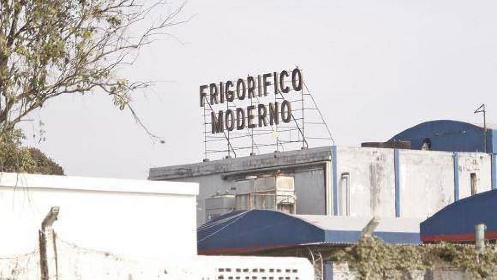 La Justicia pone en jaque a dos frigor�ficos por contaminar el r�o Sal� 