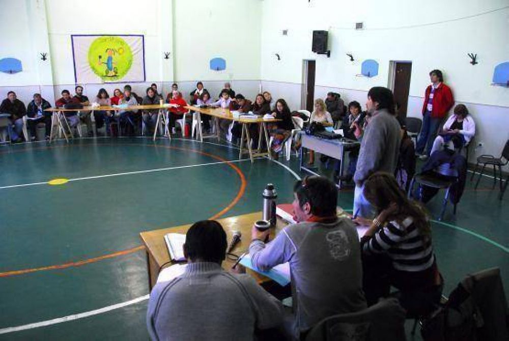 Directivos se niegan a enviar planillas de asistencias