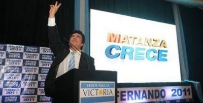 El lanzamiento de Espinoza dej� enojos y muchas incertidumbres