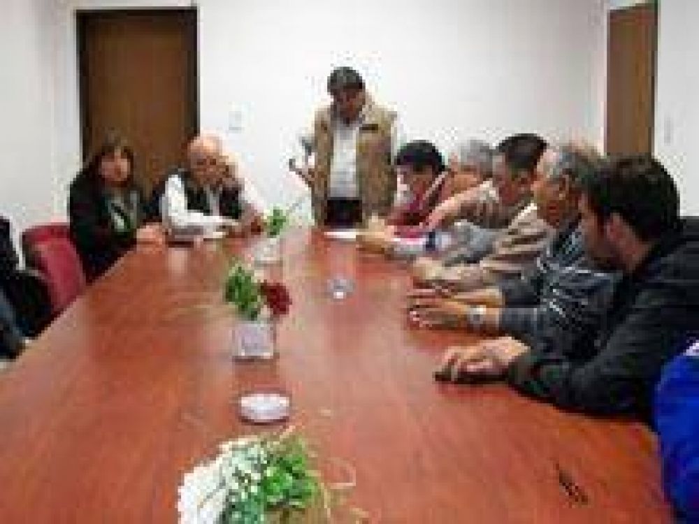 Por votaci�n de convencionales oficialistas definieron candidatos del Valle Medio
