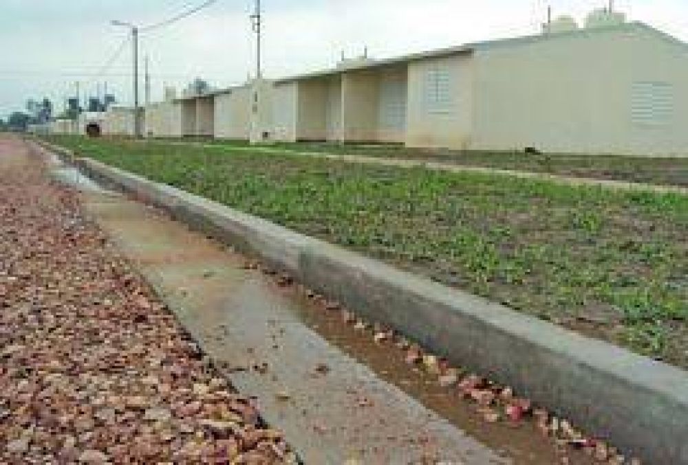 Entregar�n 12 viviendas del barrio 17 de julio