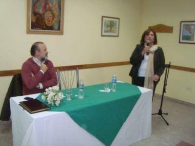 Eduardo Amadeo disert� sobre pobreza y la situaci�n actual de la Argentina 