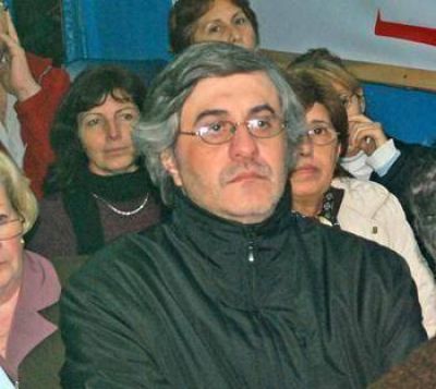 Cerca de las elecciones renuncian referentes de la Coalici�n C�vica-ARI