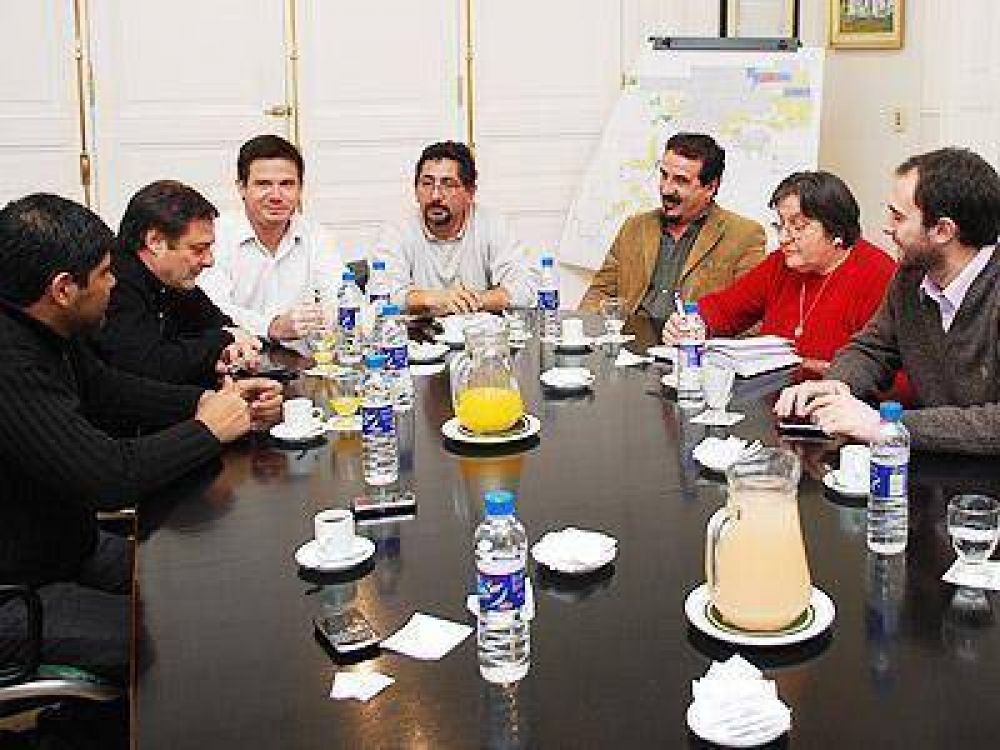 El sabbatellismo expres� su respaldo al intendente Giustozzi
